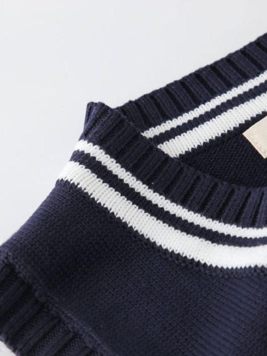 Old Money Essential Knit Vest - Cross & Crown